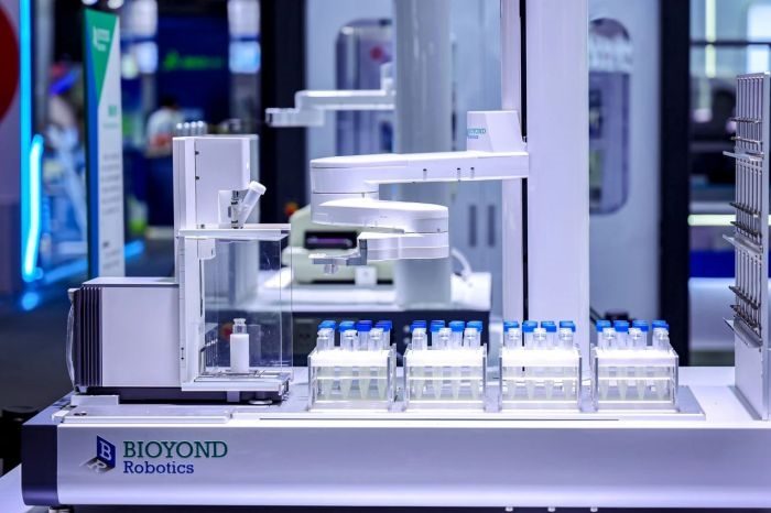 实验室自动化与数字化展区：打造智能、高效、安全的智慧实验室