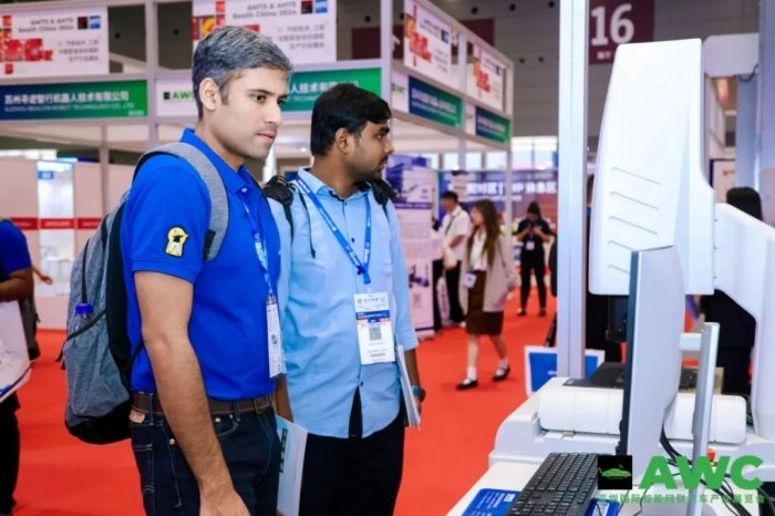 燃动鹏城！AWC 2024开幕首日智能网联汽车行业巨头齐聚，探索未来出行新风向！