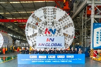 中铁装备出口韩国8.98m大直径泥水平衡盾构机下线