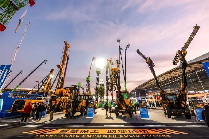 刷新世界纪录！徐工地下基础工程机械新品发布