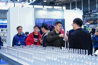 智塑包装未来 | 力劲塑机携PET瓶胚注塑解决方案亮相2025SWOP包装展