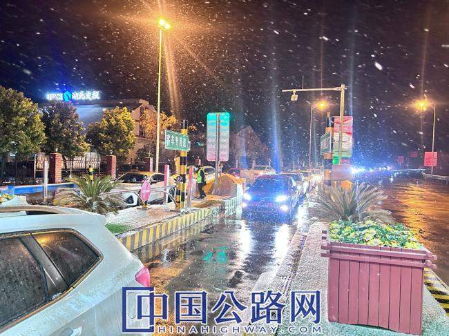 摄影月赛丨9-守护（图）