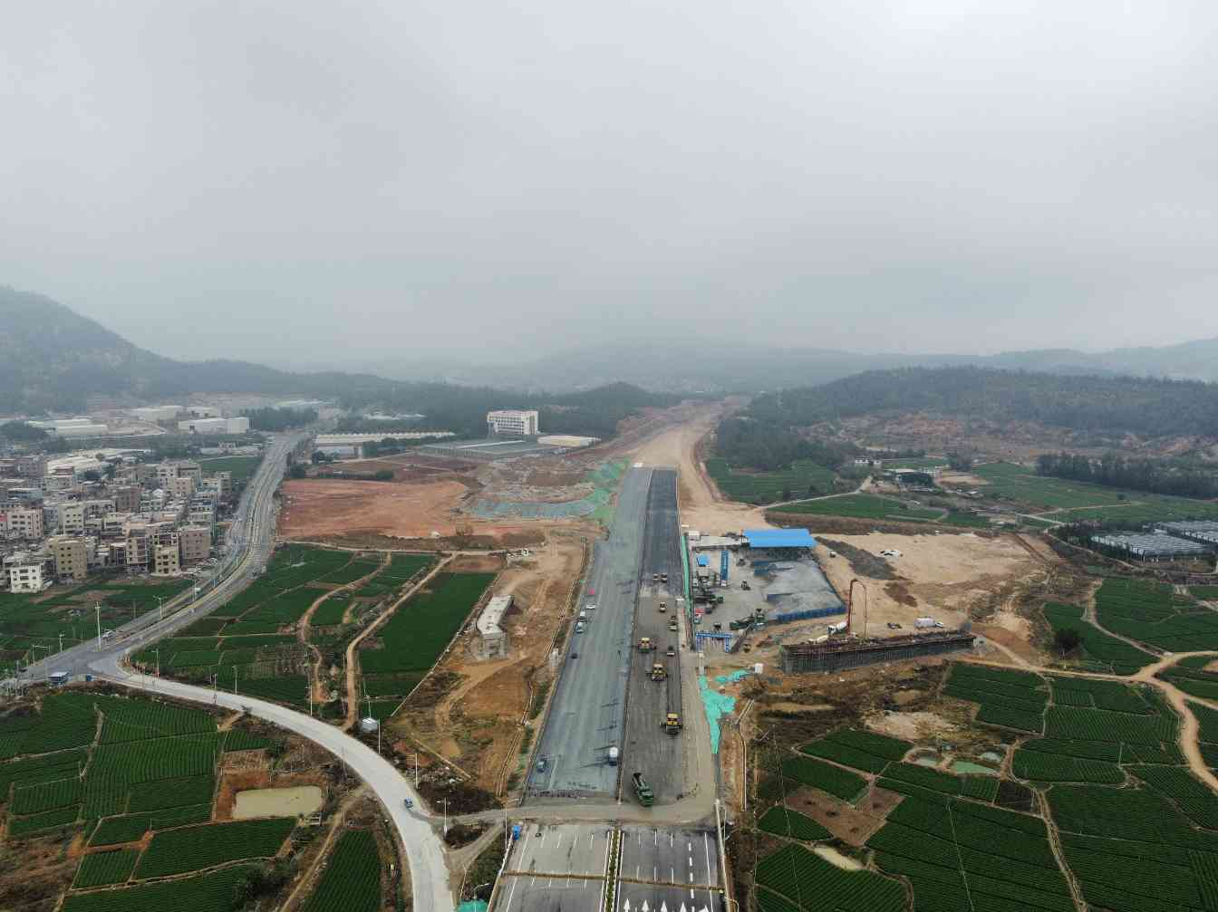 翔安机场高速公路工程精细化施工观摩会顺利召开