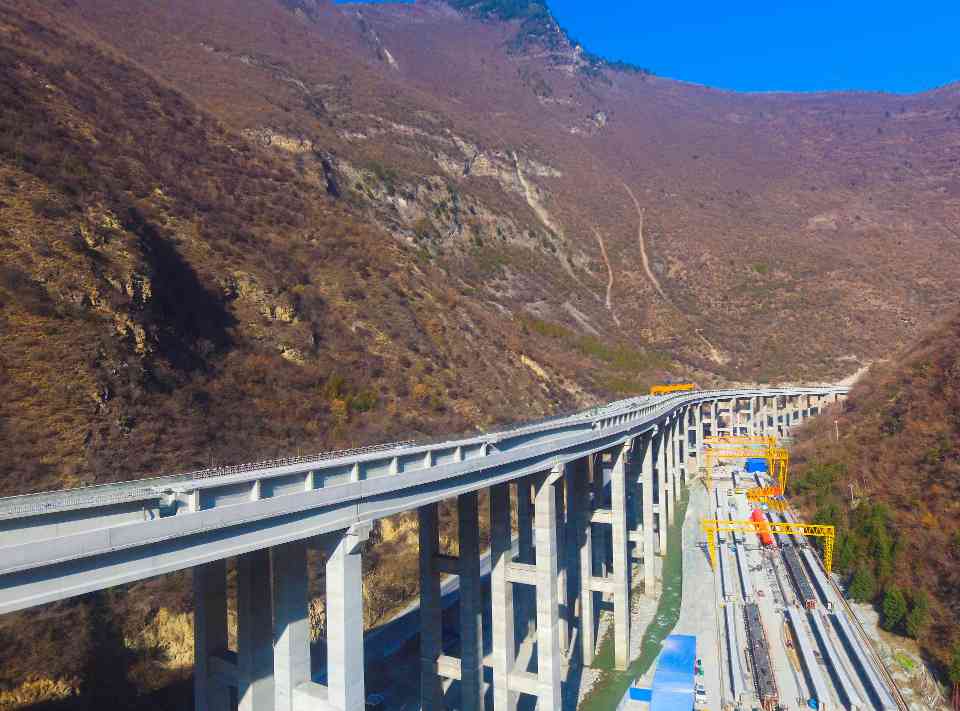 “拼搏150天，全力冲刺年度目标”劳动竞赛活动圆满结束