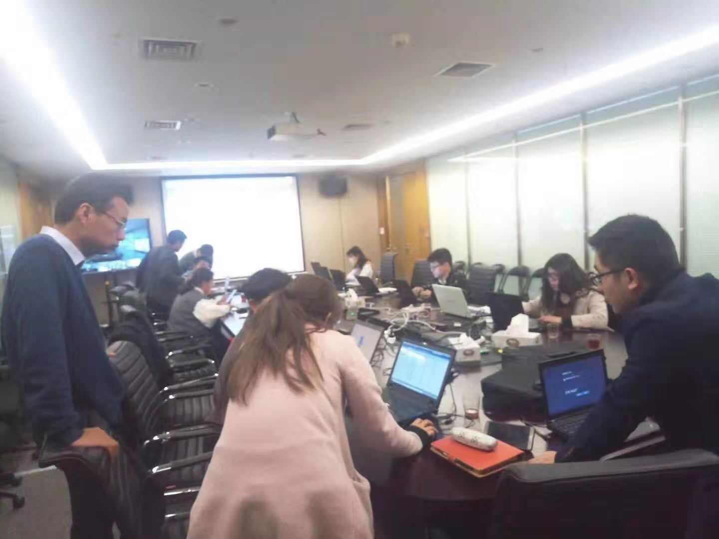 公司人资管理系统成功上线