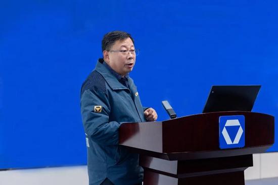 启新程 攀高峰 · 2026徐工道路营销工作会议聚势谋远，共赴征途