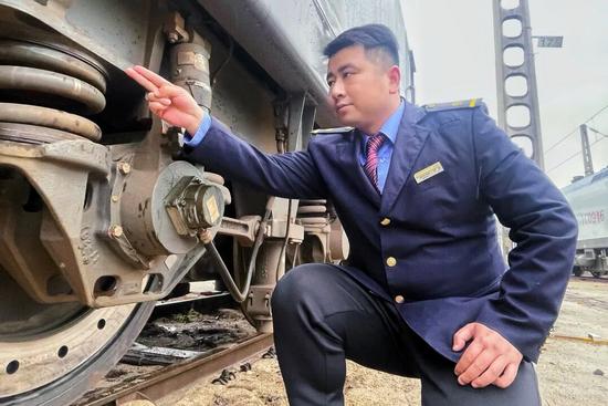 来自机务段的他，随队勇夺“湘超”冠军！