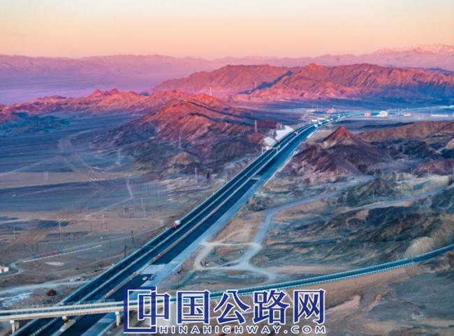 我在边疆路上种下时间（图）