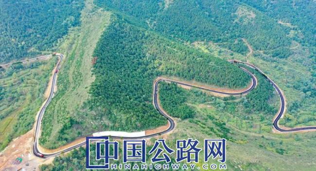 南新线：元旦盛宴启幕 共赴冬季之约（图）