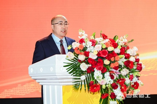 山东临工2026年商务大会隆重举行