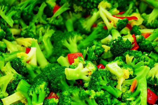 让跑车在外的职工睡好觉！这家行车公寓超智能