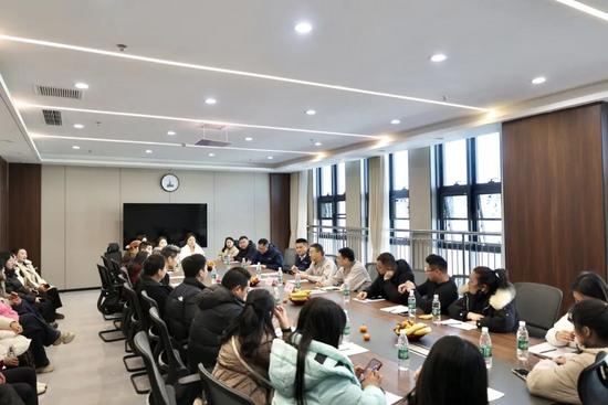 战略伙伴回访 | 湖北齐信团队赴我司参观交流