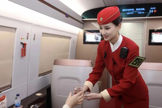 冰雪凝寒，怀揣春天丨铁路人，小寒